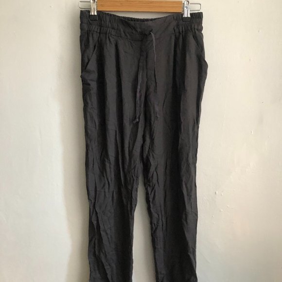 Jogger-style flowy gray pants Aritzia Talula S - Picture 1 of 3